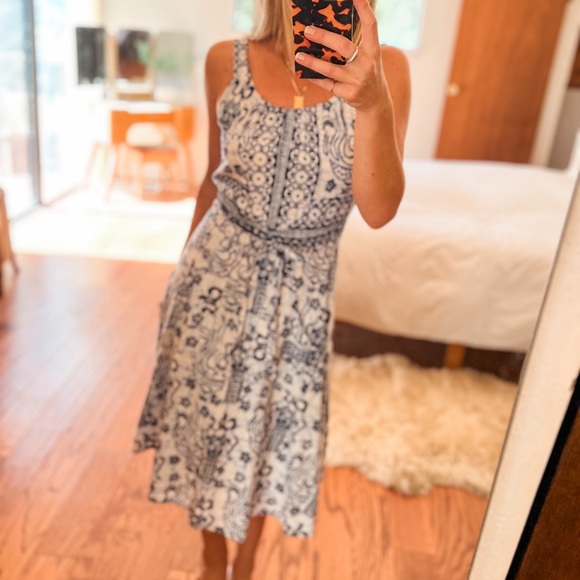 Vintage Midi Dress - Picture 2 of 5